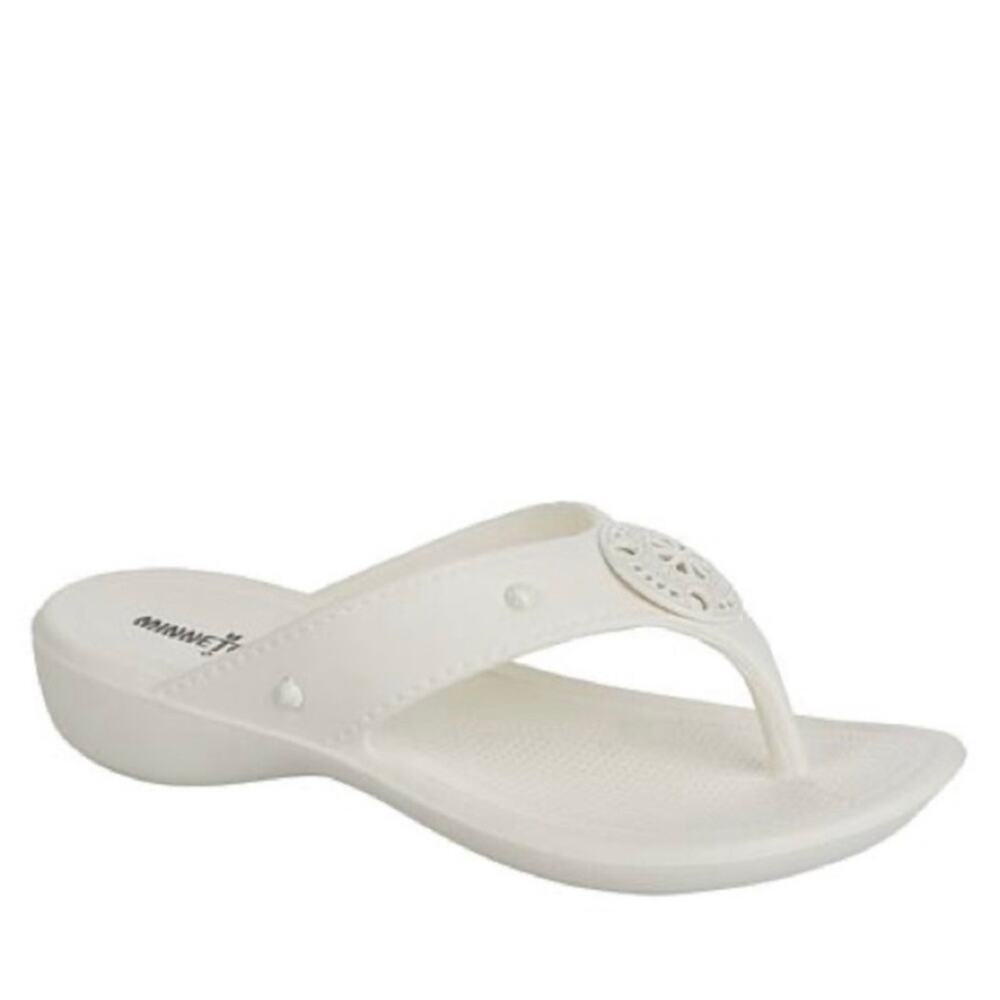 Minnetonka Size 8 Sandals Painted Poppy Thong Flip Flops White Cushioned Women’s